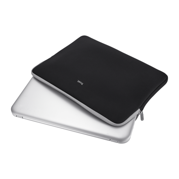 dbff9d_8da9676169384ef8bbb4da33586c9d8emv2.png Funda Soft Sleeve Trust 15.6" Laptop