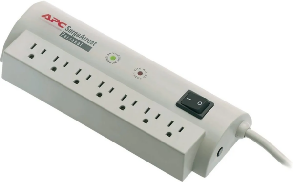 dcd309_569286a9a8c9419ebdfb083ddb62994bmv2.png Protector Regulador Sobretension 7 Tomas APC 840j Per7t
